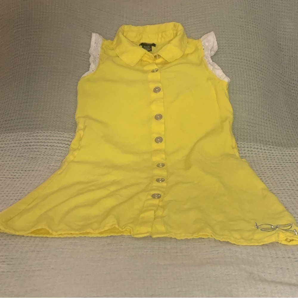 BEBE GIRLS,Yellow Sleeveless Kids button down dress,eyelet cap sleeve size 7
